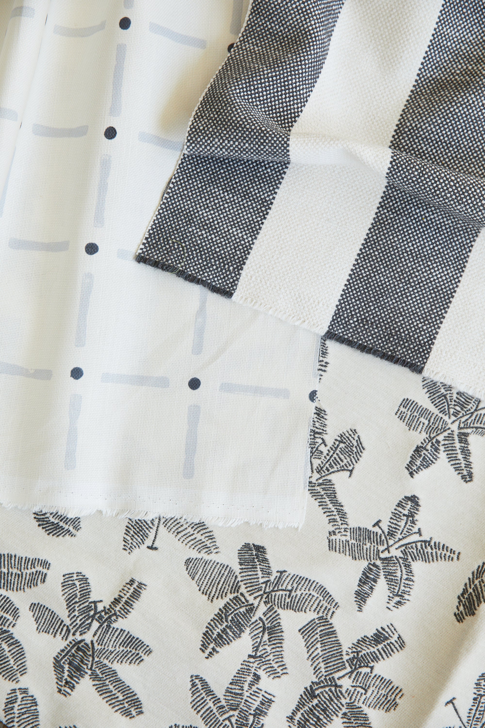Hibiscus Black and White - Fabric By The Yard